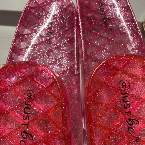 2 pairs in size 9 for mochated - Picture 11 of 11